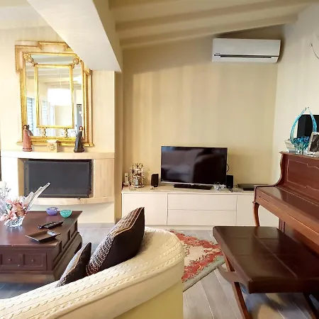 One Bedroom Appartement With City View Jacuzzi And Furnished Balcony At Thessaloniki *